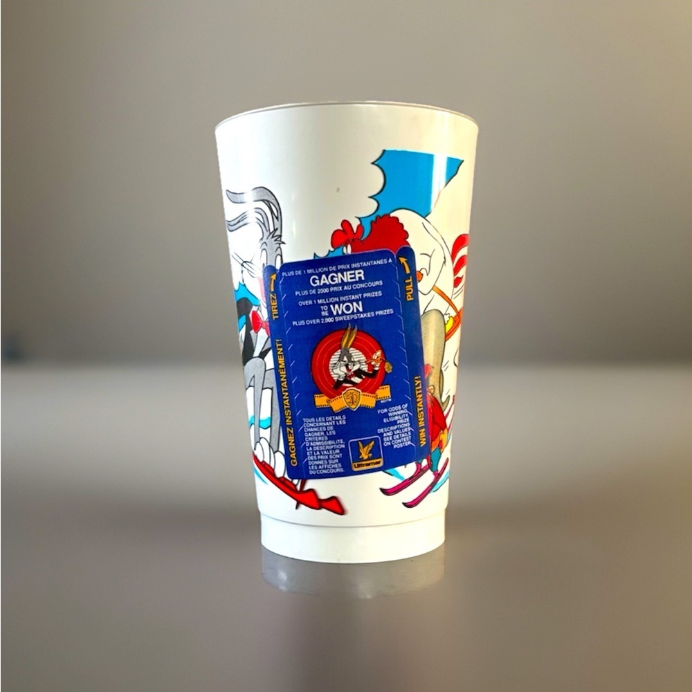 Vintage 1990 Bugs Bunny 50th Ann. Plastic Promo Cup with Lottery Ticket Ultramar